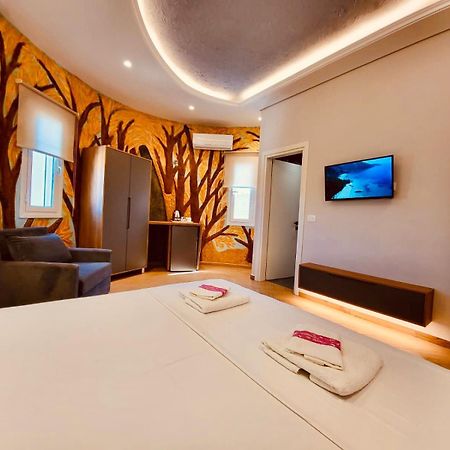 Villa Sarti 卡萨米尔 外观 照片