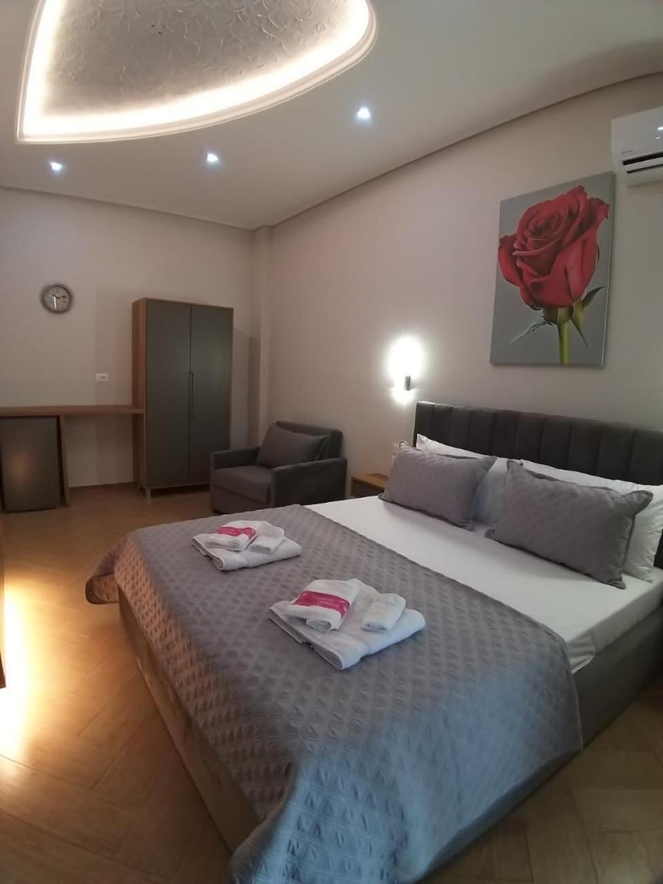 Villa Sarti 卡萨米尔 外观 照片