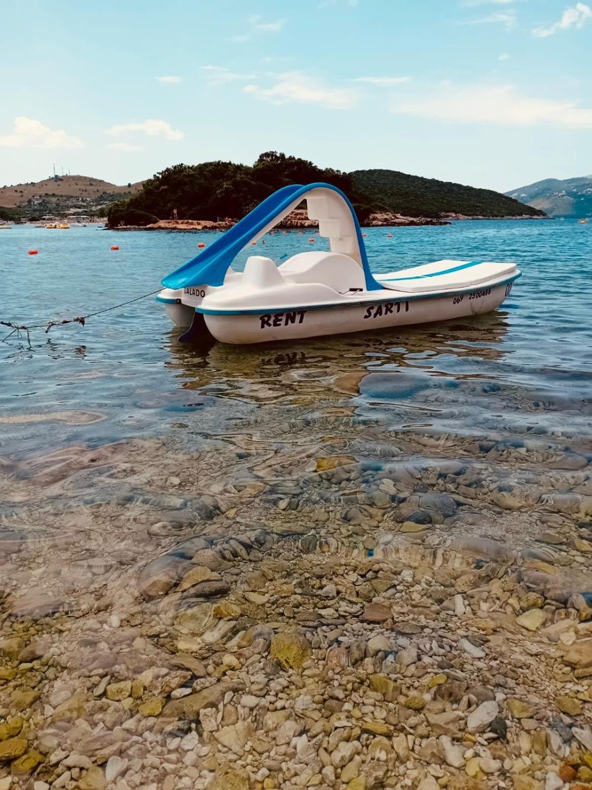 Villa Sarti 卡萨米尔 外观 照片